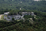 Photo aérienne de l'Abbaye de St Roman dans le Gard