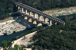 photo aérienne du Pont du Gard (Gard)